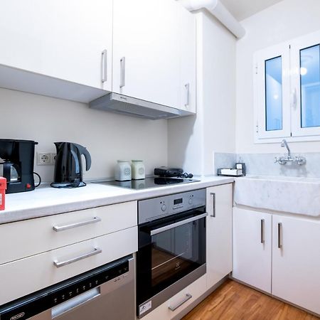 Glamorous Apt In Kolonaki Афины Экстерьер фото