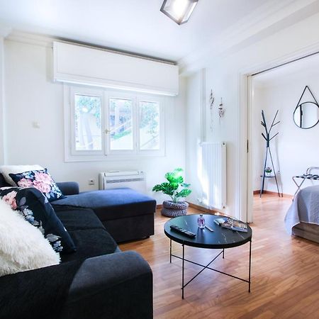 Glamorous Apt In Kolonaki Афины Экстерьер фото