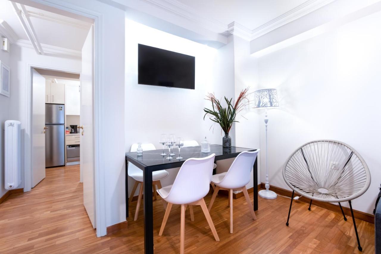Glamorous Apt In Kolonaki Афины Экстерьер фото